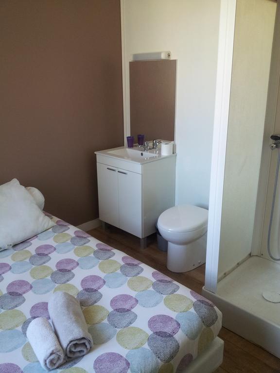 Auberge Bella Riva Creysse  Zimmer foto